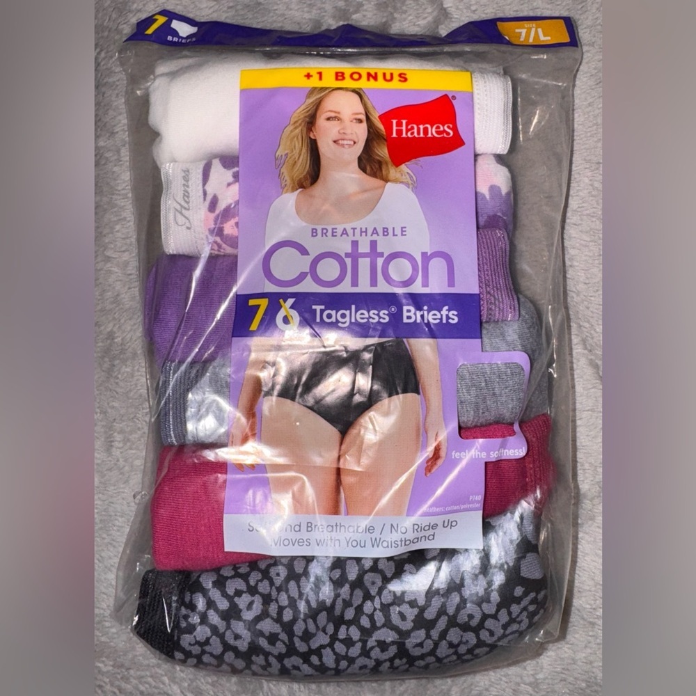 2 Pack Bundle - Hanes Women's Core Cotton Briefs
Underwear - Picture 4 of 5